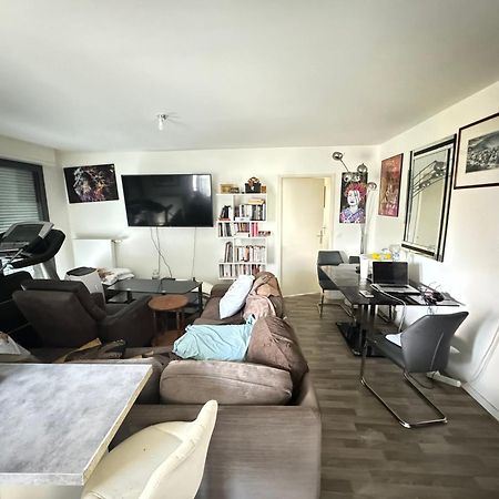 Grande Chambre 14 M2 Avec Salle De Bain Privative A Nanterre Prefecture Proche La Defense Arena Campus Sncf Et Paris Exteriör bild