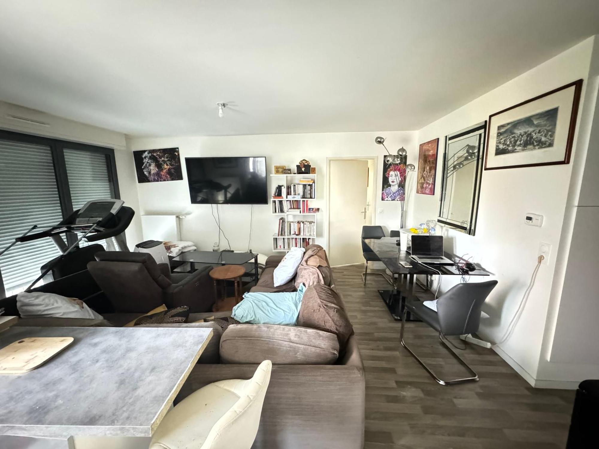 Grande Chambre 14 M2 Avec Salle De Bain Privative A Nanterre Prefecture Proche La Defense Arena Campus Sncf Et Paris Exteriör bild