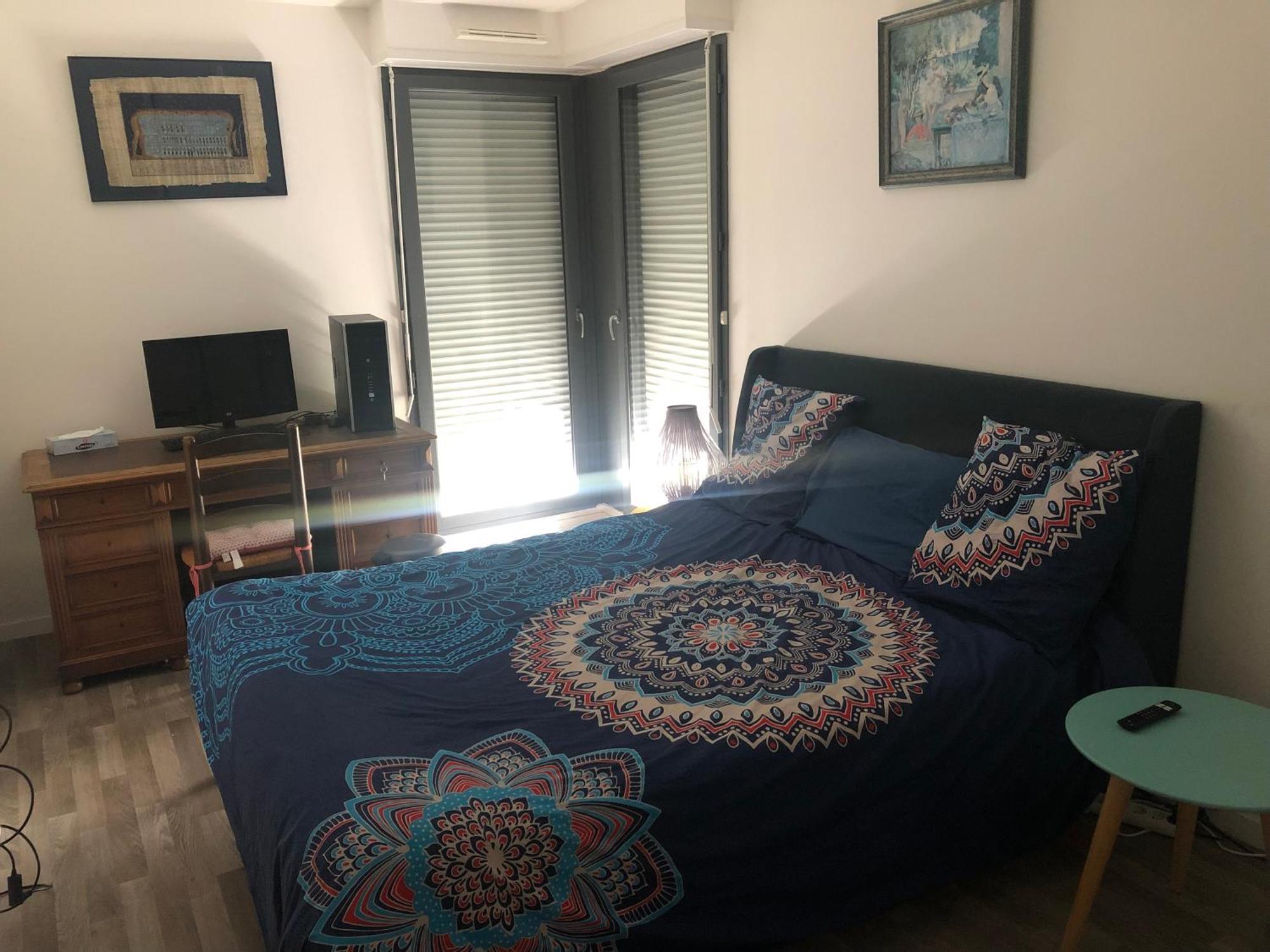 Grande Chambre 14 M2 Avec Salle De Bain Privative A Nanterre Prefecture Proche La Defense Arena Campus Sncf Et Paris Exteriör bild