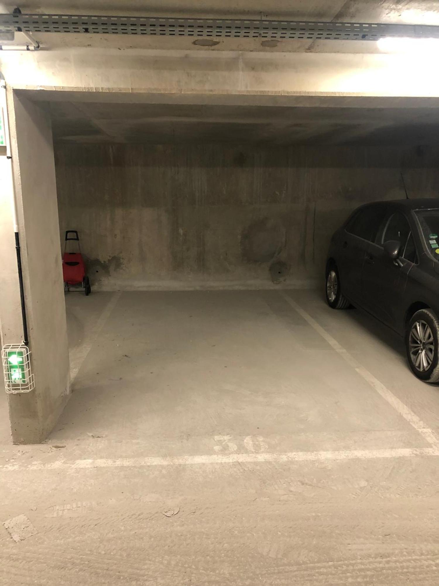 Grande Chambre 14 M2 Avec Salle De Bain Privative A Nanterre Prefecture Proche La Defense Arena Campus Sncf Et Paris Exteriör bild
