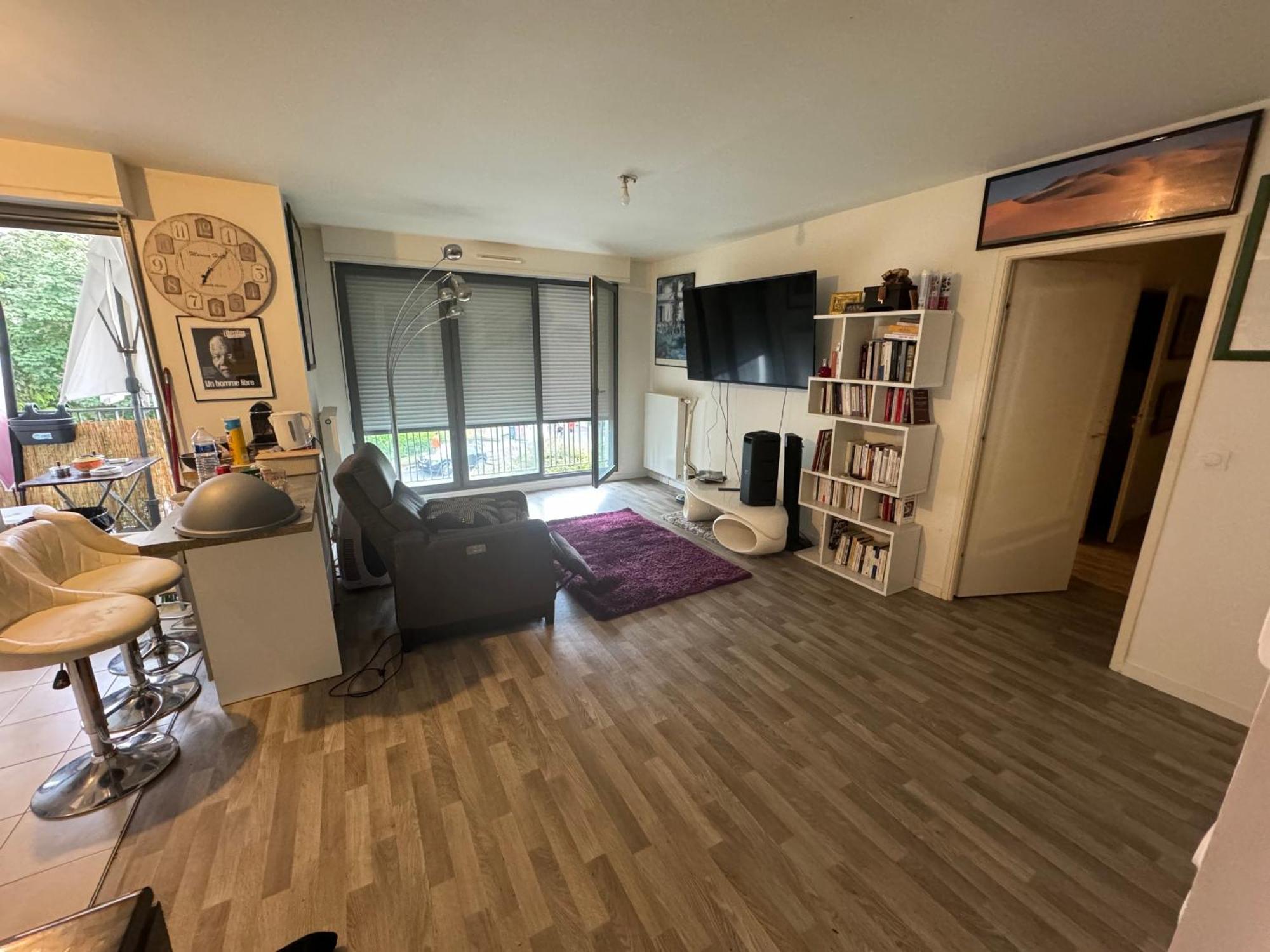 Grande Chambre 14 M2 Avec Salle De Bain Privative A Nanterre Prefecture Proche La Defense Arena Campus Sncf Et Paris Exteriör bild